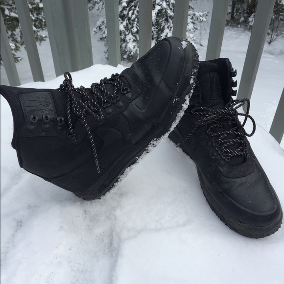 black air force boots